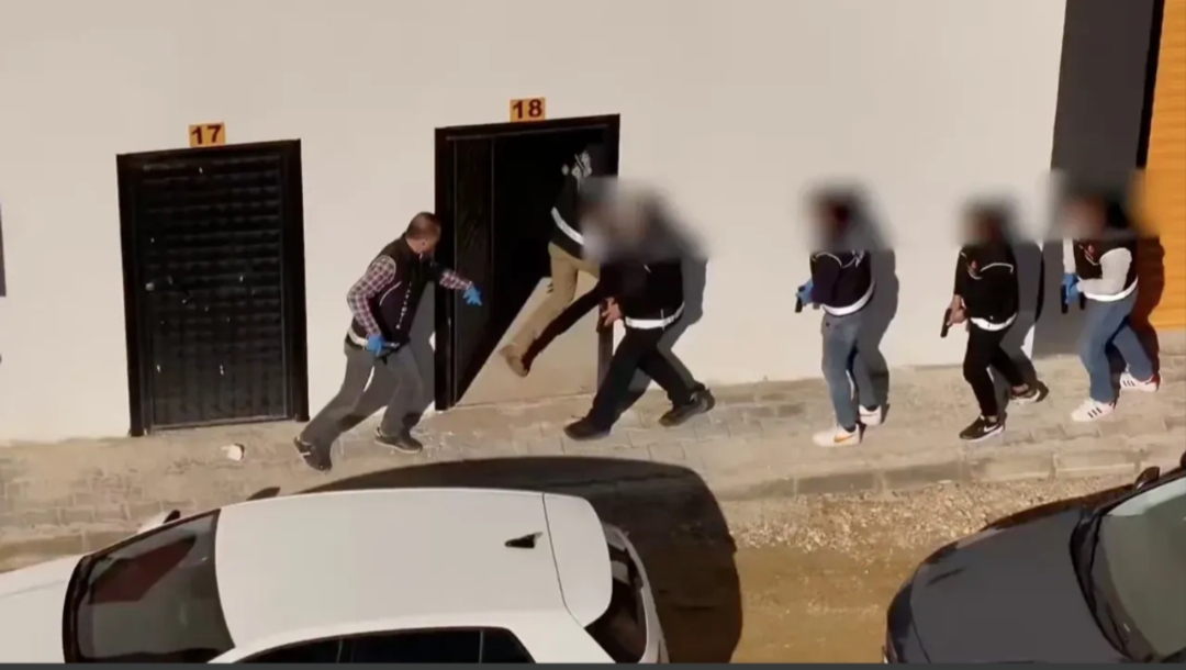 72 ilde narkotik operasyonu: 970 gözaltı Uyuşturucuyla mücadele kapsamında 72 ilde son bir haftada gerçekleştirilen operasyonların