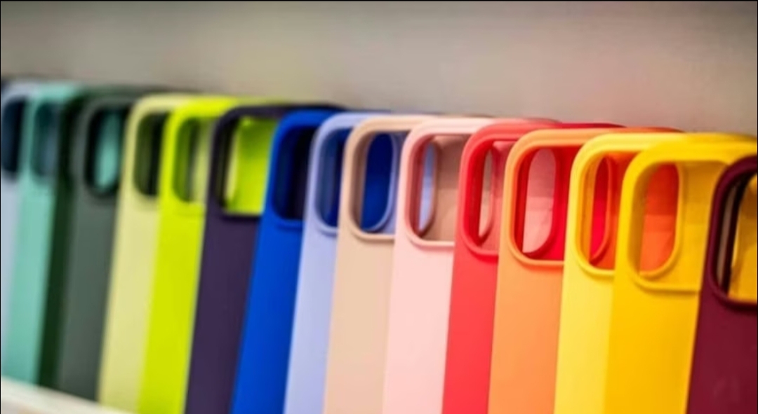 Halka ‘telefon kılıfı kulllanmayı bırakın çağrısı’ yapıldı Teknoloji uzmanları, yeni nesil akıllı telefonlarda kullanılan dayanıklı cam ve