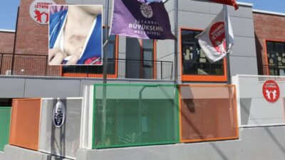 İBB'nin Eyüpsultan'daki kreşinde, 3 yaşındaki bir çocuğun vücudundaki morluklar ağır