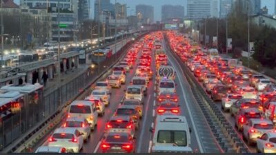 MTV’de ilk taksit için süre daralıyor Motorlu Taşıtlar Vergisi (MTV) birinci taksitinde ödeme süreci için son