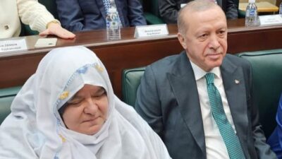 ​Cumhurbaşkanı Erdoğan, geçtiğimiz günlerde kıyafeti nedeniyle çirkin bir saldırıya maruz