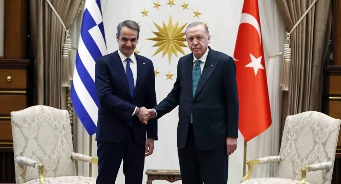 Türkiye ve Yunanistan arasında diplomasi trafiği hız kesmeden devam ediyor.