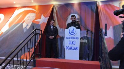 Mustafakemalpaşa Ülkü Ocakları’nın düzenlediği iftar programı, ilahiler ve semazen gösterileriyle