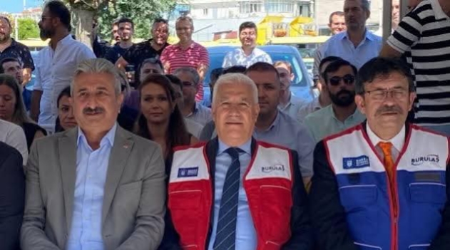 CHP Genel Başkanı Özgür Özel’in “akraba ataması yok” çıkışı Bursa’da