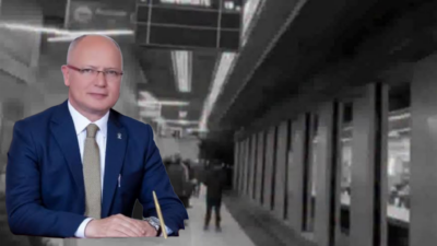 ​Bayram günü BursaRay’da yaşanan arıza sonrası vatandaşlar raylarda yürümek zorunda