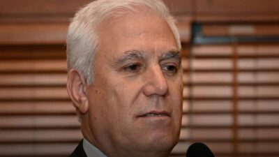 Bursa’da Bozbey Dosyası Kabarıyor: Gözaltı Sayısı Artıyor!
​Bursa Büyükşehir Belediye Başkanı