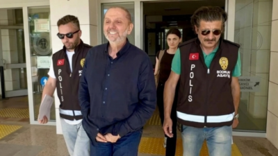 "Muğla Büyükşehir Belediye Başkanı Ahmet Aras’ın özel danışmanı Levent Arkan,