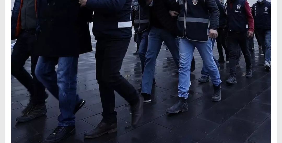 İstanbul merkezli 12 ilde düzenlenen FETÖ operasyonunda, TUS kampı adı