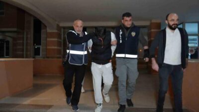 Kastamonu’da 8 aylık hamile eşini katledip 10 gün cesediyle aynı