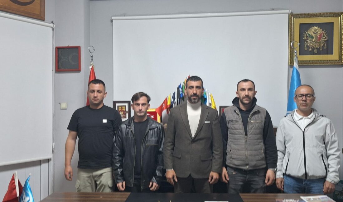 Bursa’nın Mustafakemalpaşa ilçesinde Ülkü Ocakları İlçe Başkanı Burçin Korkmaz, basınla