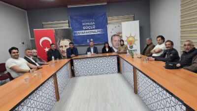 ​"Konuşa Konuşa Mustafakemalpaşa" diyerek yola çıkan AK Parti İlçe Başkanı