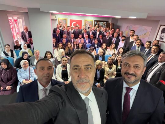 MHP İl Başkanı Volkan Yılmaz, Esenyurt’ta mehteran eşliğinde karşılandı. Yağışlı