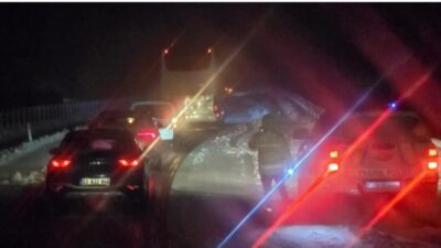 Gaziantep'te etkili olan süper hücre fırtınası hayatı olumsuz etkilerken, Afyonkarahisar'da