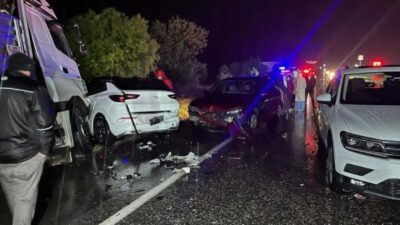 Uşak'ta 7 aracın karıştığı zincirleme trafik kazasında 4 kişi hayatını