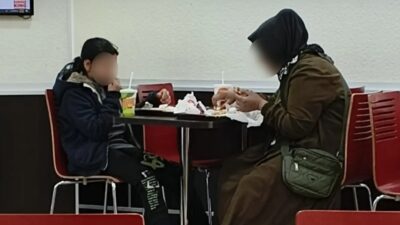 Ticaret Bakanlığı, İstanbul Tarabya'daki bir hamburger şubesinde maddi durumu iyi