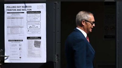 İngiltere'de yerel seçimlerin ilk sonuçları, aşırı sağcı Nigel Farage liderliğindeki