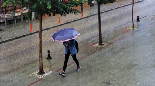 Meteoroloji Genel Müdürlüğü bazı iller için gök gürültülü sağanak uyarısında