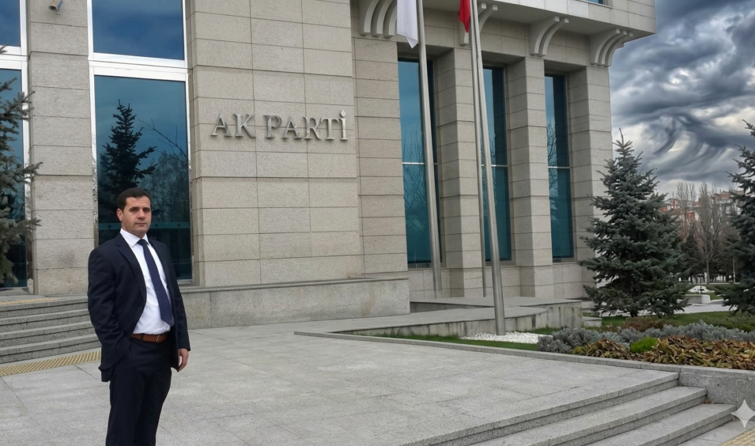 Ak Parti Mustafakemalpaşa teşkilatında sular durulmuyor. Partinin kurucu kadrosunda yer