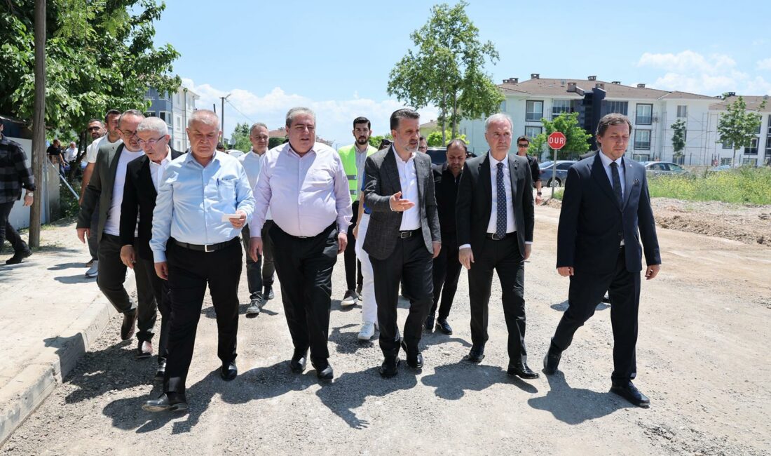Bursa Büyükşehir Belediyesi Başkan Vekili Şahin Biba, İnegöl’de devam eden