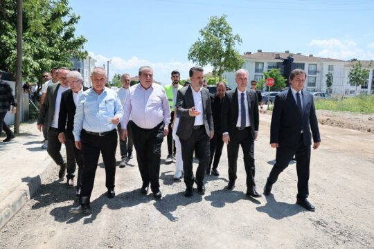 Bursa Büyükşehir Belediyesi Başkan Vekili Şahin Biba, İnegöl’de devam eden