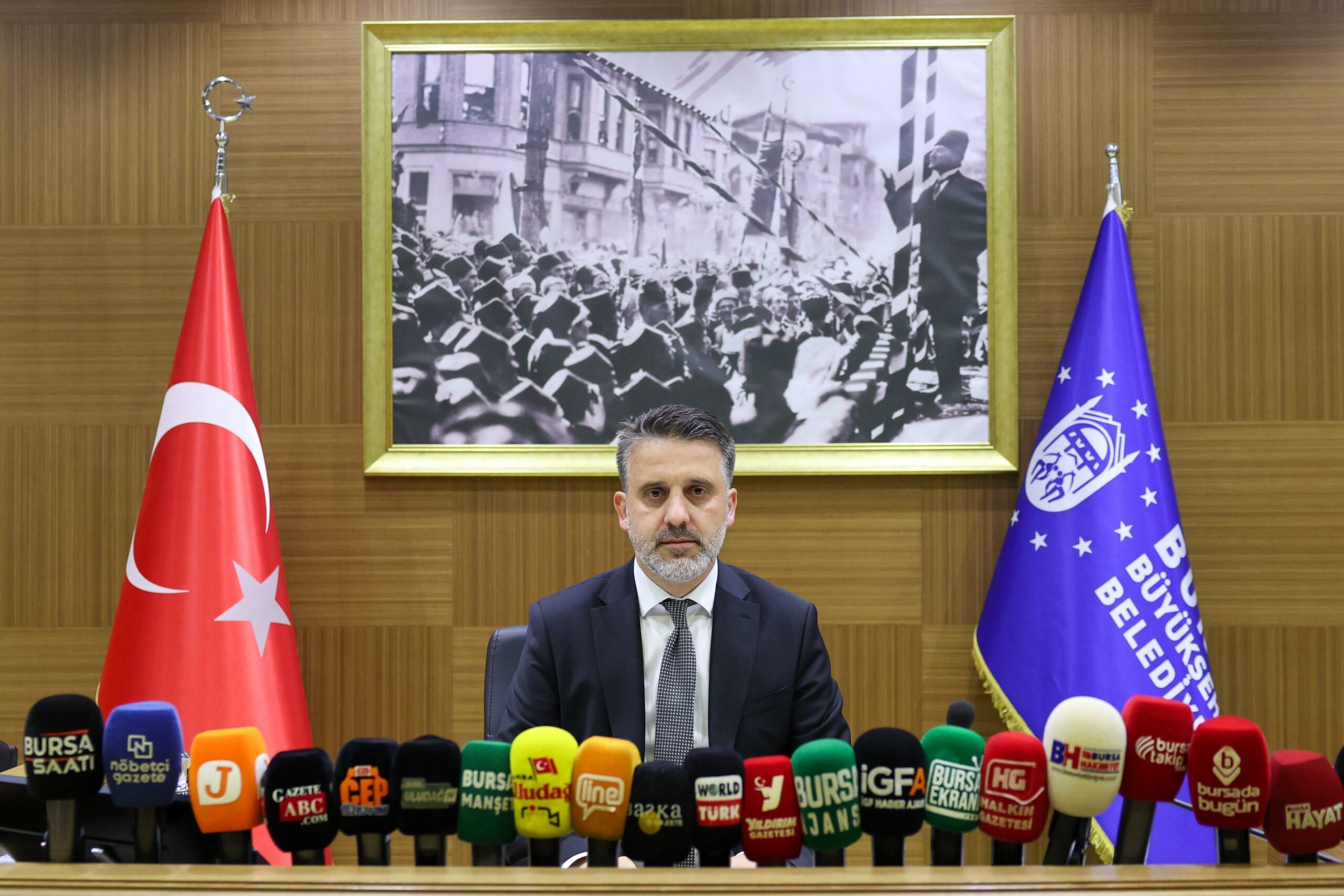 Bursa Büyükşehir Belediye Başkan Vekili Şahin Biba, sendika ile yapılan