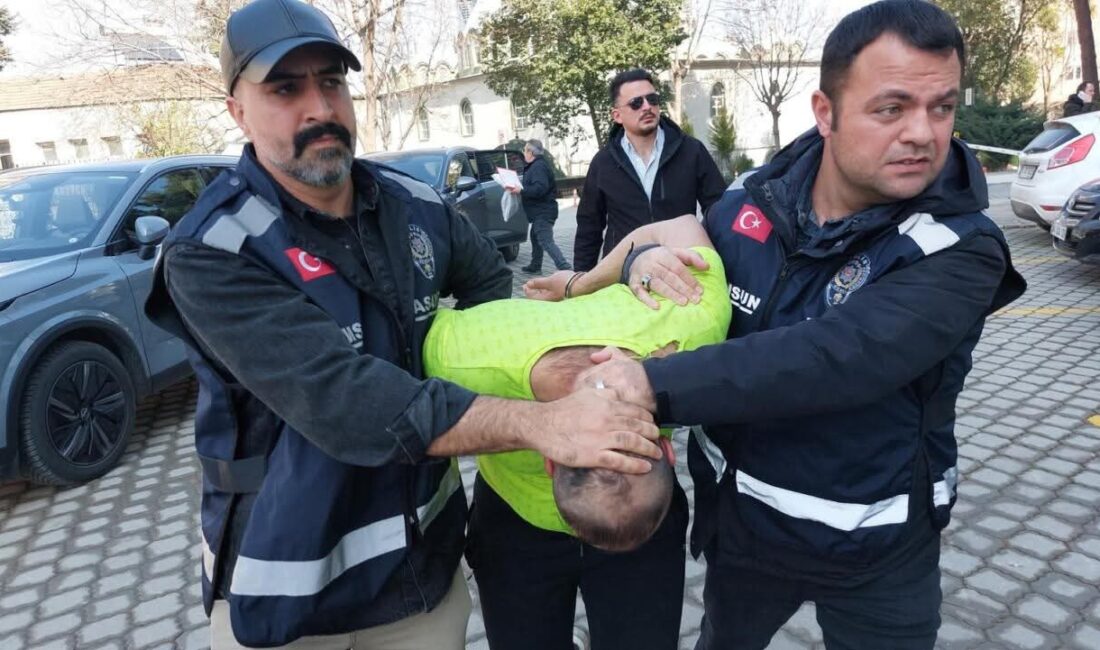 "Olayı neden yaptım hatırlamıyorum"
Samsun’da eski eşinin dedesinin öldürülüp 4 gün