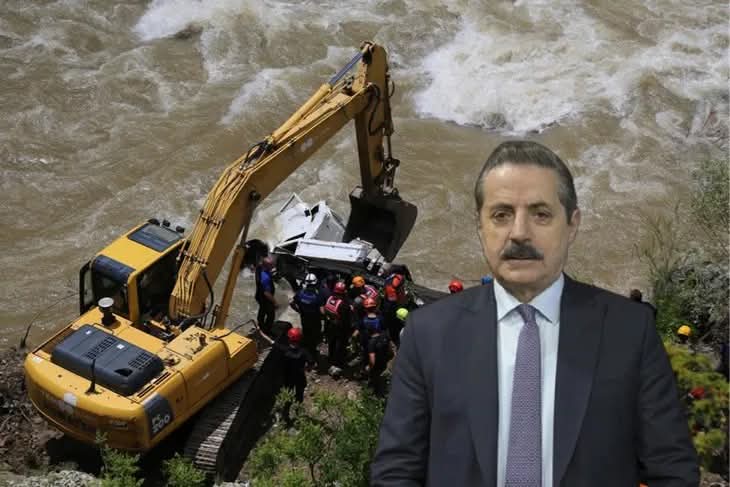 Artvin'de meydana gelen kazada baba ile oğulun kaybolmasının ardından konuşan