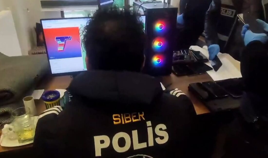 Diyarbakır merkezli 5 ilde düzenlenen siber suç operasyonunda, yasa dışı