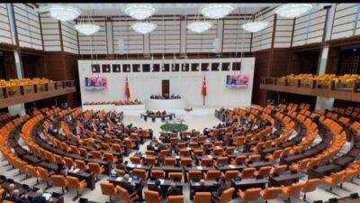 CHP Genel Başkanı Özgür Özel ile İYİ Parti Grup Başkanvekili
