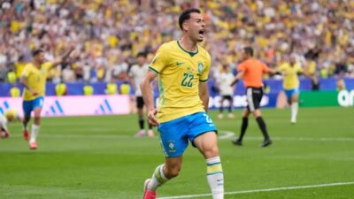 2026 FIFA Dünya Kupası son 32 turunda Brezilya, ilk yarısını