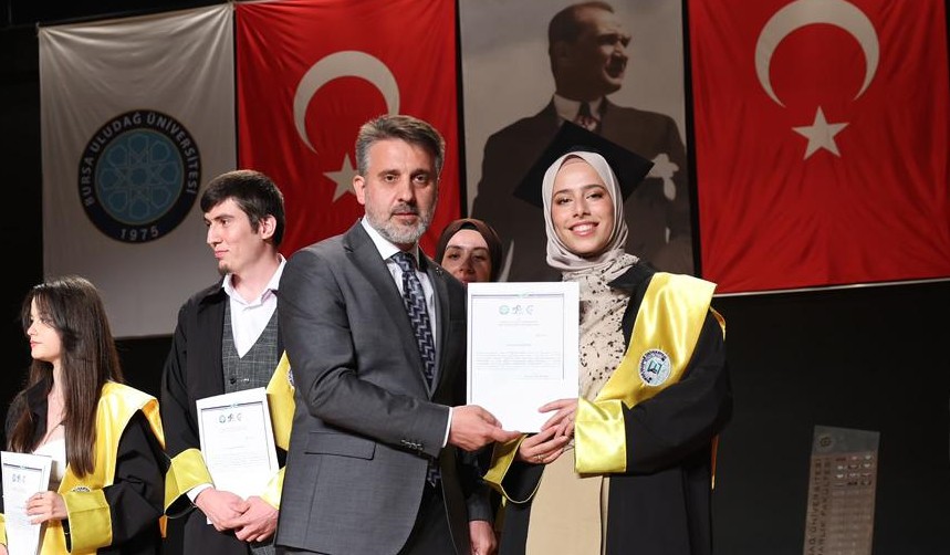 Bursa Büyükşehir Belediye Başkan Vekili Şahin Biba, mezunu olduğu Bursa