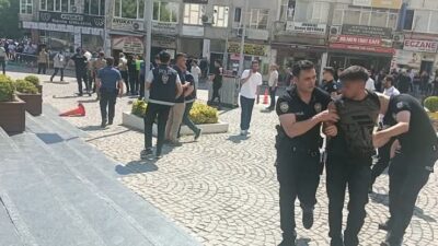 Bursa Adliyesi'nde görülen iki ayrı davanın tarafları arasında çıkan tartışma
