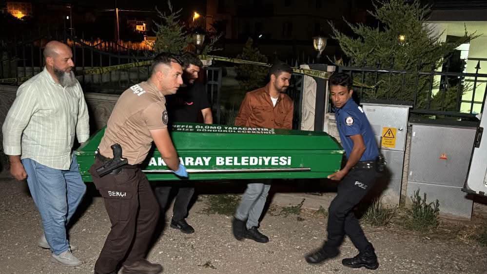 Aksaray'da bir villanın bahçesinde kurulan içki masasında çıkan silahlı olayda