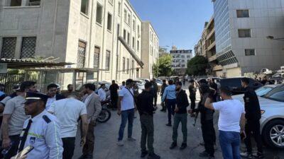 Suriye'nin başkenti Şam'ın en işlek noktalarından biri olan tarihi Hamidiye