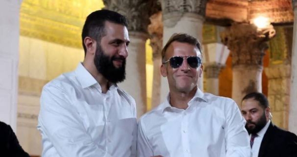 Suriye'nin başkenti Şam'da Turizm Bakanlığı binası yakınlarında 2 patlama meydana