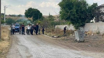 Aksaray’ın Gençosman köyünde alacak meselesi nedeniyle iki kişinin bulunduğu eve