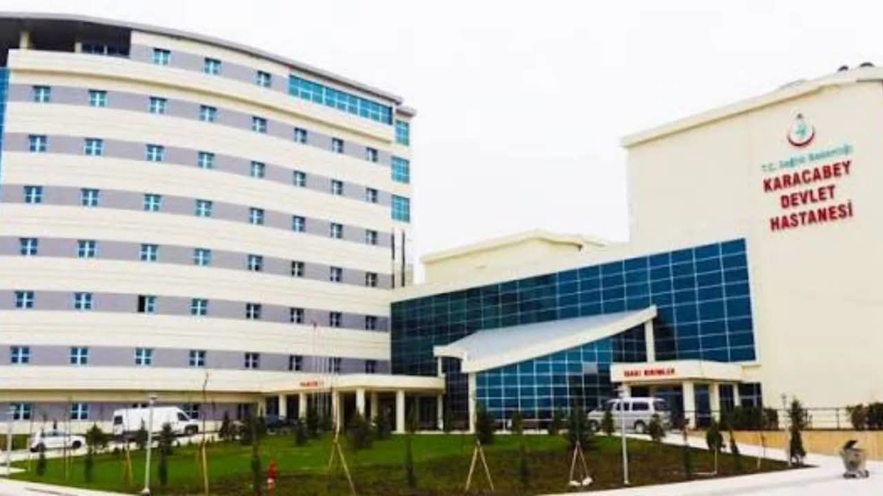 Bursa’nın Karacabey ilçesindeki Devlet Hastanesi’nin 203,13 metrekarelik büfe-kantin-kafeterya alanı iki