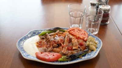 Bursa’nın gastronomi dünyasında tanınan isimlerinden Yavuz İskenderoğlu’nun yıllar içinde oluşturduğu