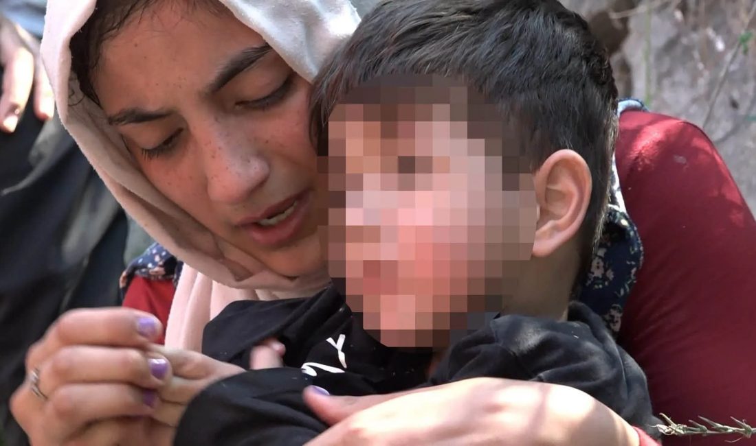 Tarlada ailesinin yanından kaybolan küçük Emir, ekiplerin yaklaşık 2 saatlik