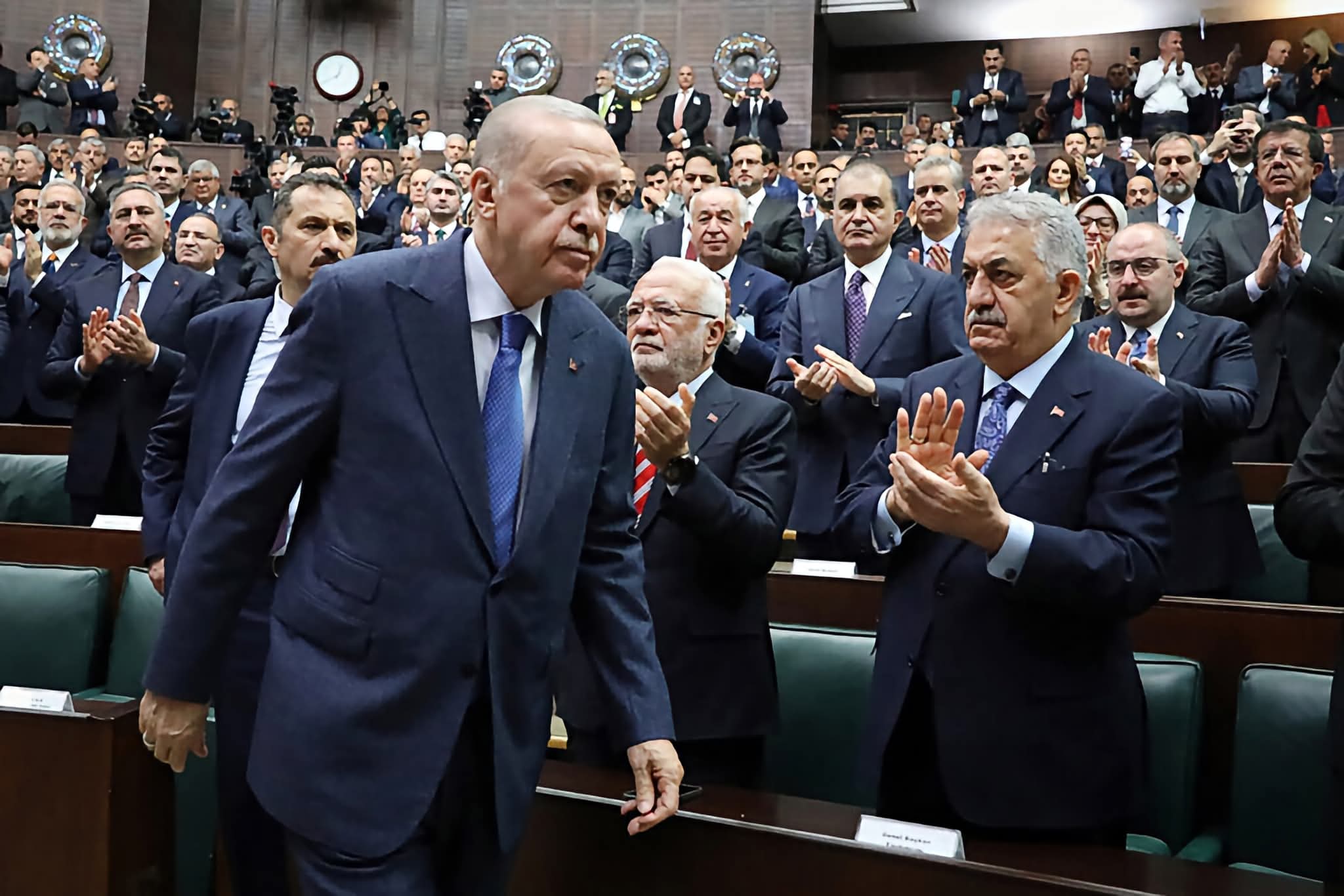 İstanbul’daki fon soruşturmasında AK Parti Genel Başkan Yardımcısı Hayati Yazıcı’nın