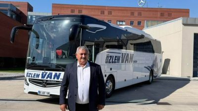 HESKA Motorlu Araçlar, Özlem Van Turizm’e Mercedes-Benz Tourismo otobüs teslimatı