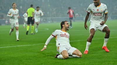 UEFA Şampiyonlar Ligi'nde temsilcimiz Galatasaray, 3. hafta karşılaşmasında deplasmanda Fransız