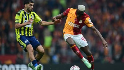 Trendyol Süper Lig'in 9. haftasında futbolseverlerin merakla beklediği Galatasaray-Fenerbahçe derbisinde